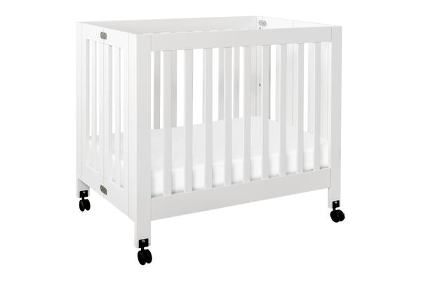 Mini Cribs & Bassinets Image