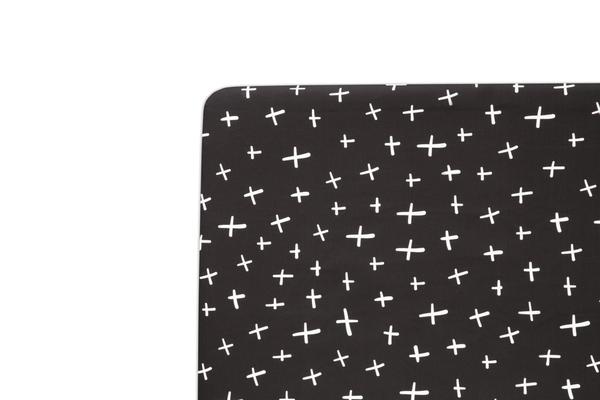 T11571,Tuxedo Cross Mini Crib Sheet in Swiss Cross Print Default Title